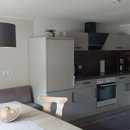 Dora's Lechtraum باخ