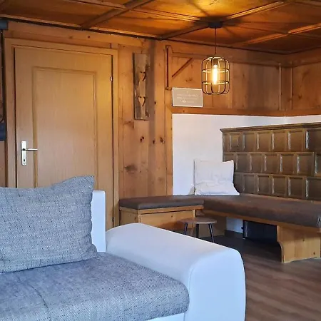 Dora's Lechtraum * Bach (Tyrol)